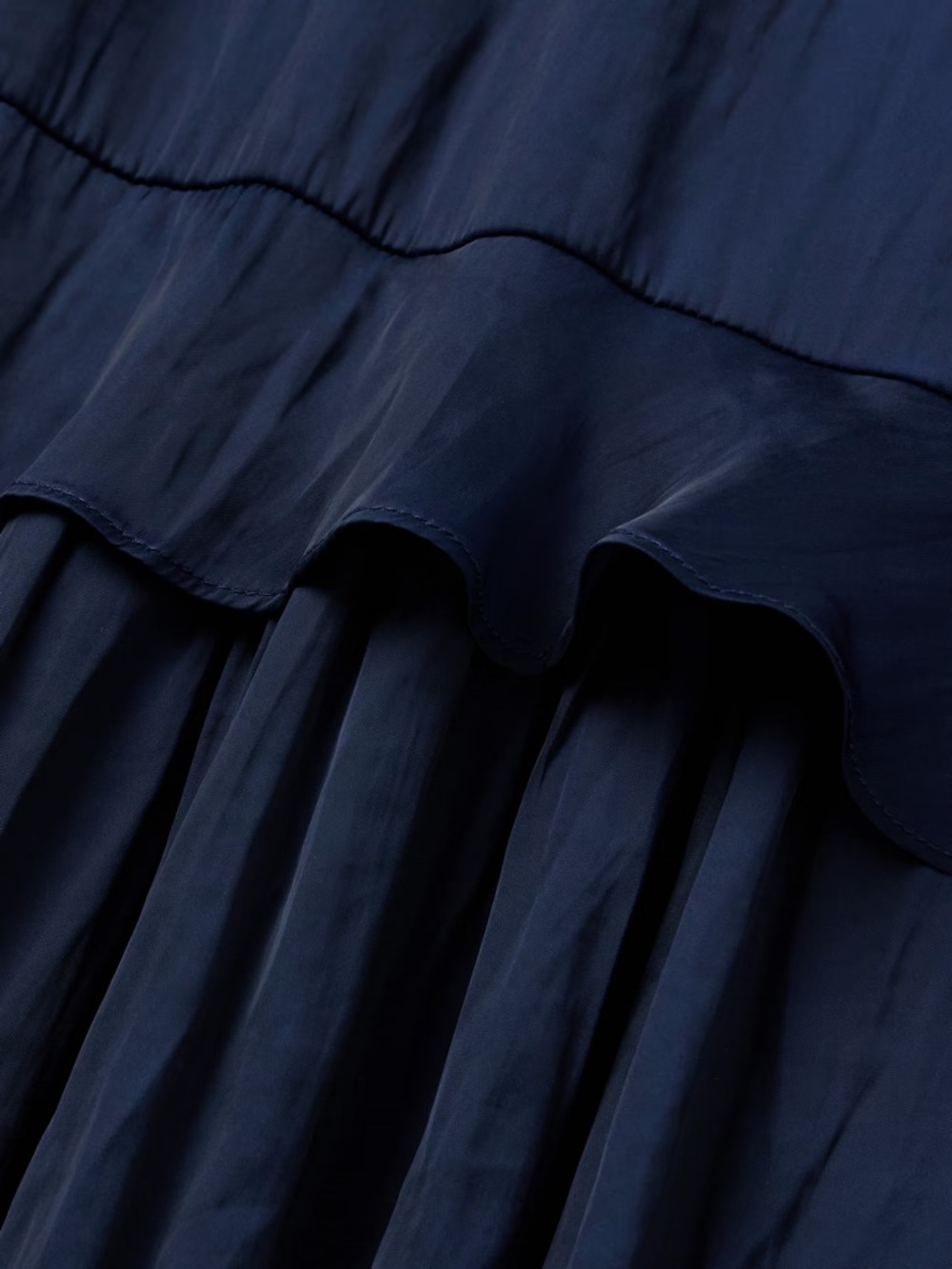 La Ligne Fleur Ruffled Crinkled-Satin Maxi Dress - Midnight Blue - L - Picture 4 of 4